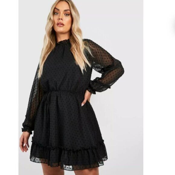 Boohoo High Neck Dobby Mesh Skater Dress in Black Women's Plus Size 16 NWT - Picture 1 of 9